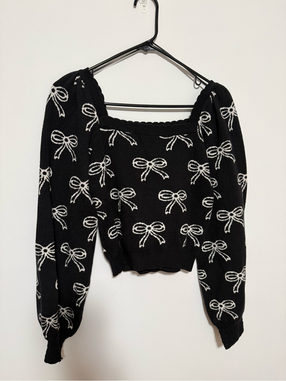Black Bow-Print Square Neck Knit Sweater